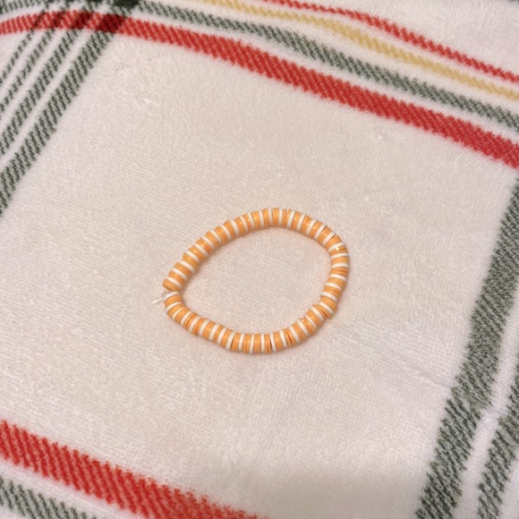 Orange and white bracelet - Picture 1 of 2